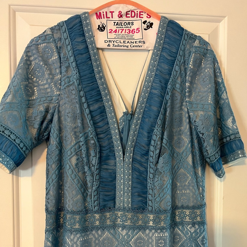 Tadashi Shoji elegant gown. Dusty blue, hook closure